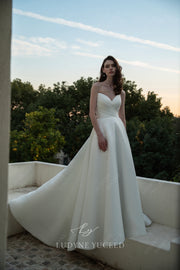 Satin Ballgown Strapless Sweetheart Wedding Dress