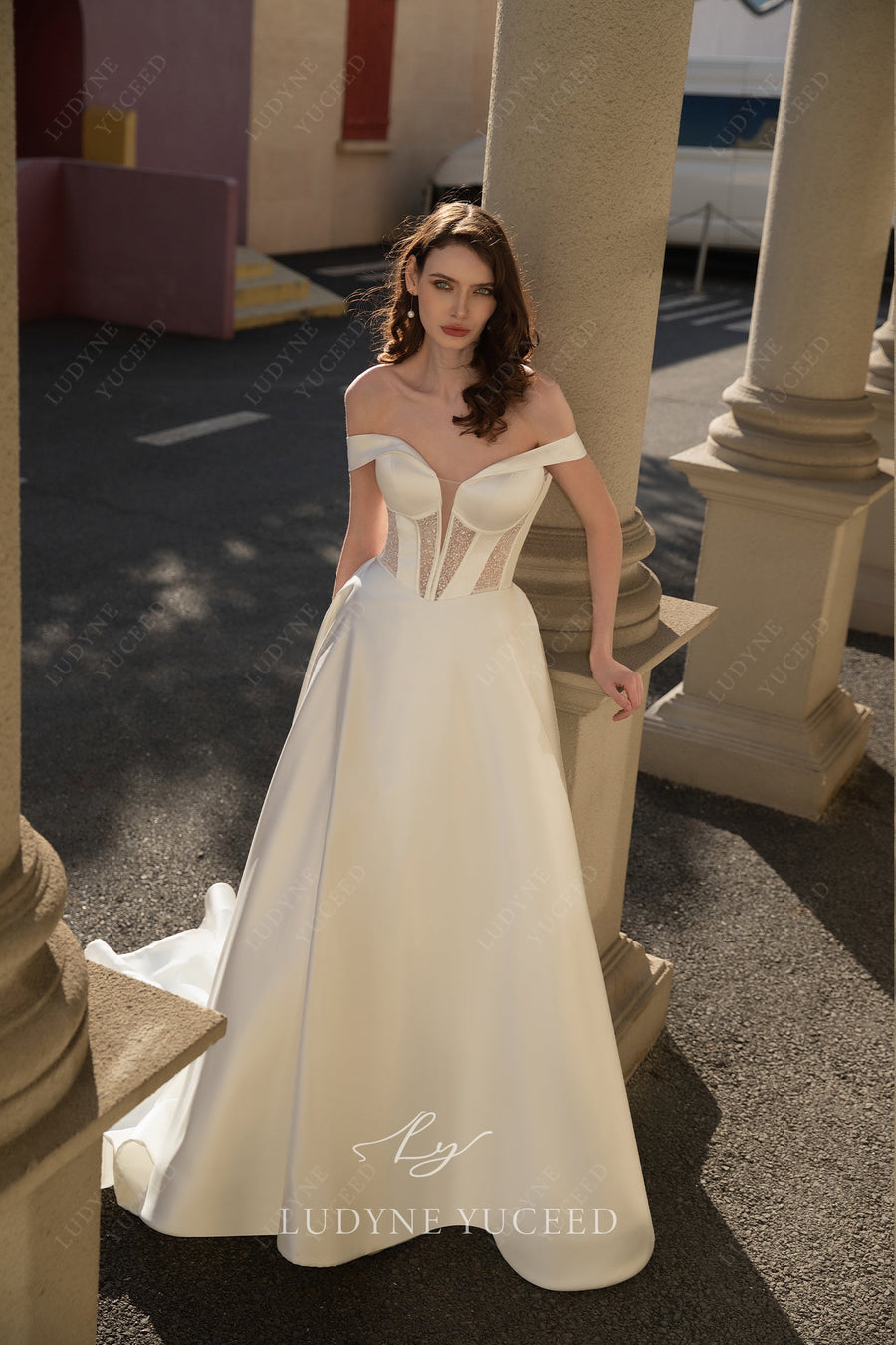 In Stock|Modern Off-the-shoulder Satin Wedding Dress with Pockets