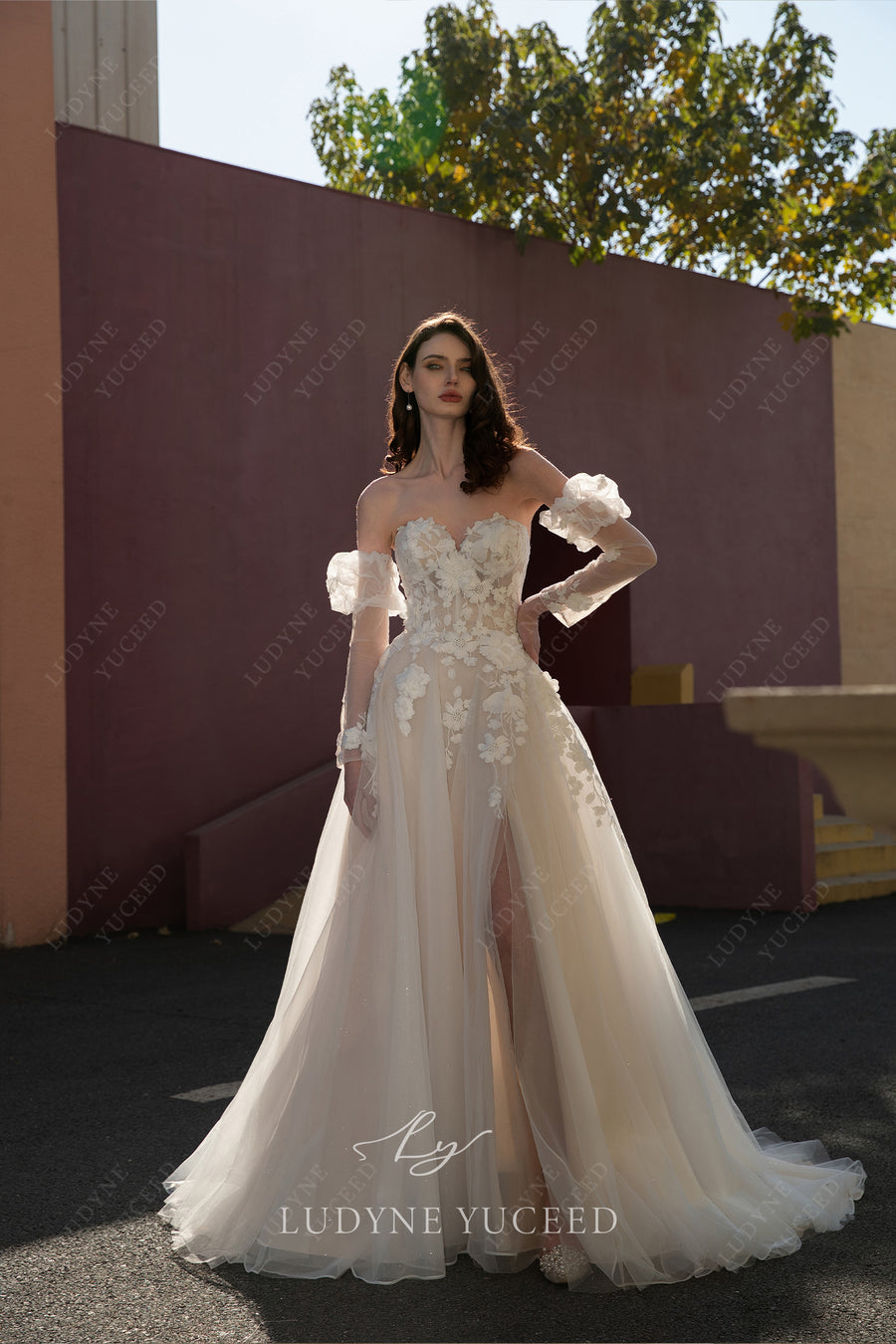 A-Line Strapless 3D Floral Organza Detachable sleeves Wedding Dress