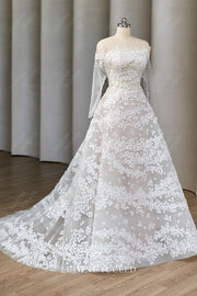 Straight Neck Removable Sleeves Leaf Tulle Chapel Train Wedding Dress