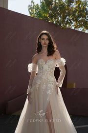 In Stock|A-Line Strapless 3D Floral Organza Detachable sleeves Wedding Dress