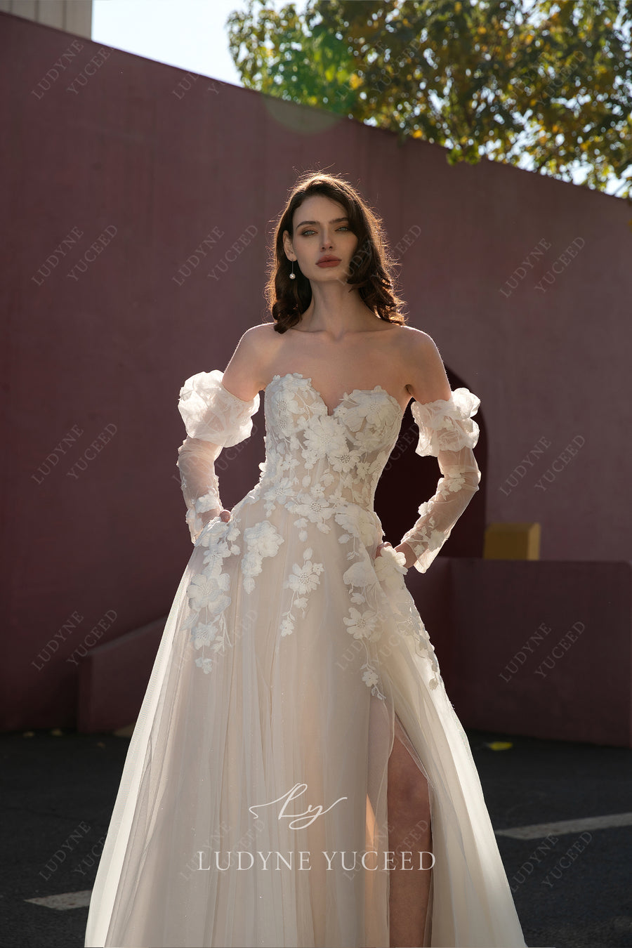 A-Line Strapless 3D Floral Organza Detachable sleeves Wedding Dress