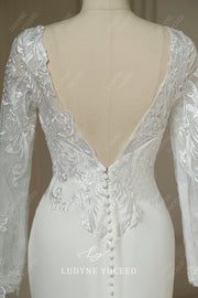 V-Neck Long Sleeve Sheath Appliqué Chapel Train Wedding Dress