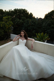 Satin Ballgown Strapless Sweetheart Wedding Dress