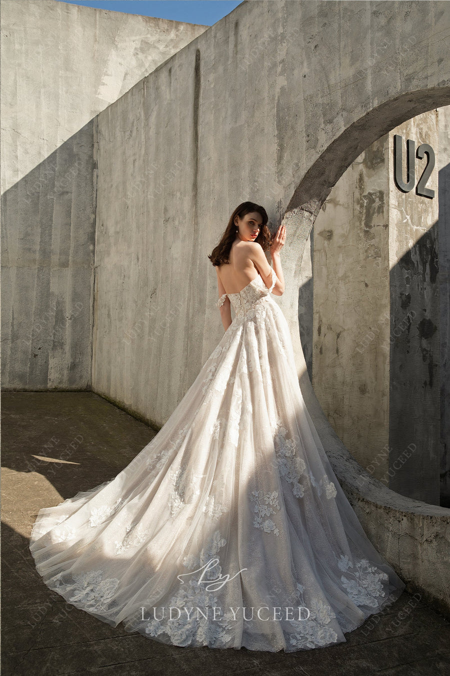 In Stock|Enchanting Off The Shoulder A-Line Lace Tulle Wedding Dress