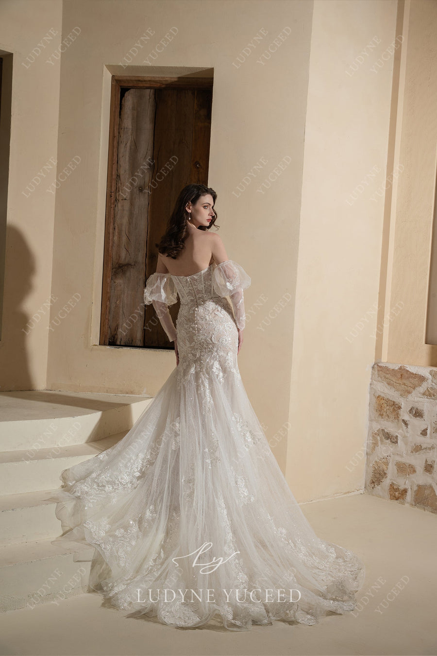 In Stock|Sparkling Plunging Sweetheart Detachable Sleeves Wedding Dress