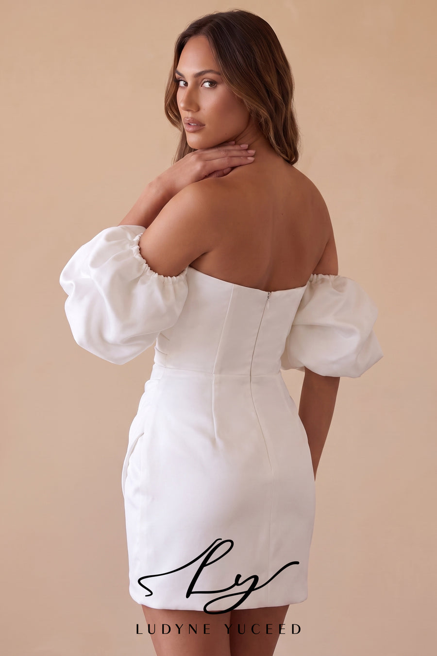 Vestido de novia de organza floral 3D sin tirantes con mangas desmontables