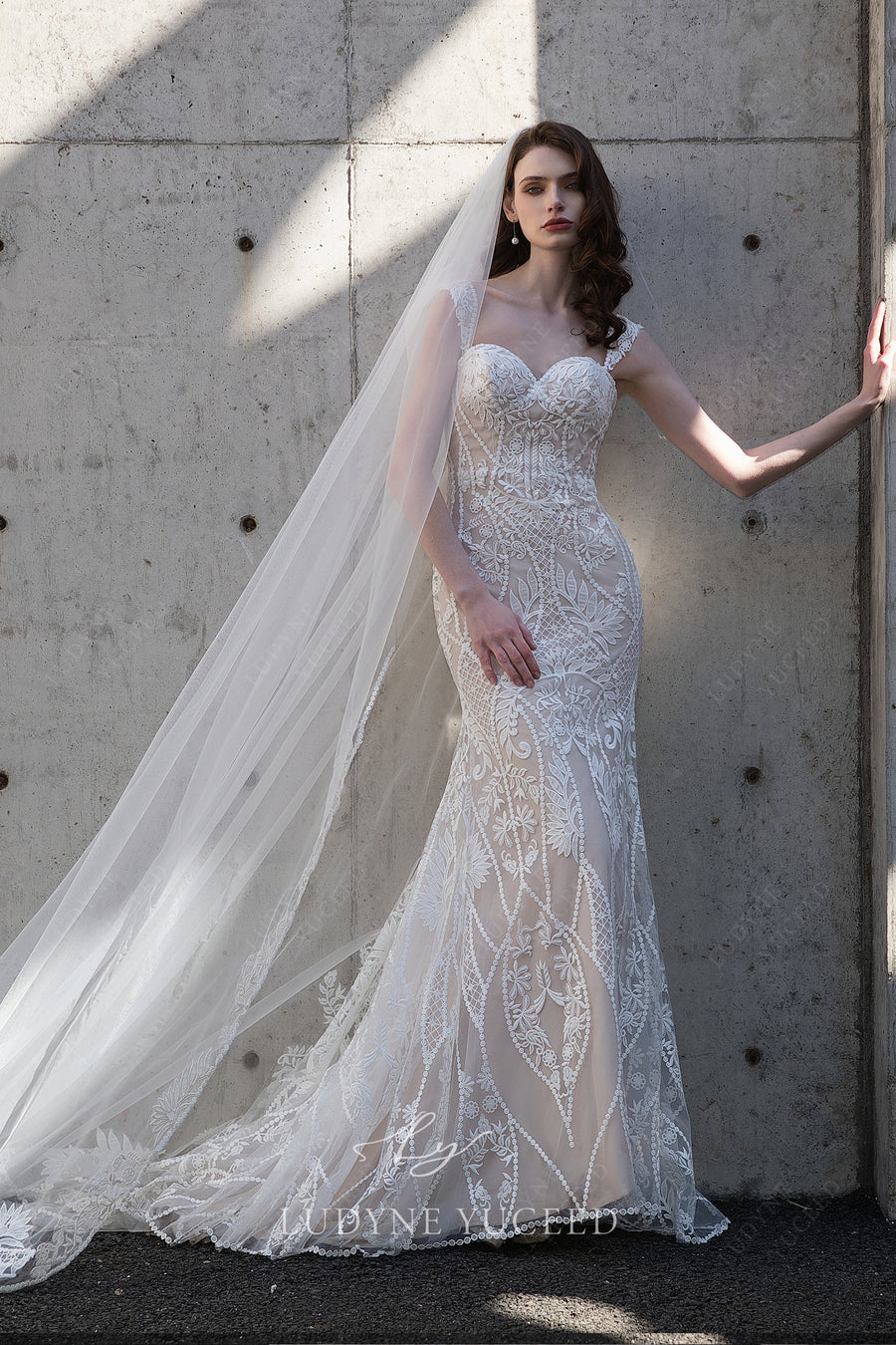 Boho Chic Lace Fit And Flare Wedding Dress Wholesale Ludyne Yuceed Boho Chic Lace Fit And Flare Wedding Dress Wholesale Ludyne Yuceed