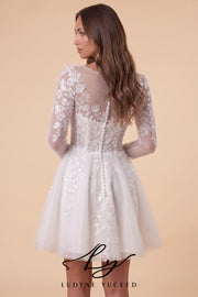 Vestido de novia de organza floral 3D sin tirantes con mangas desmontables