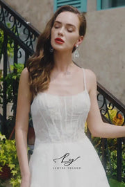 Romantic Fusion of Delicacy Spaghetti Strap Lace Wedding Dress