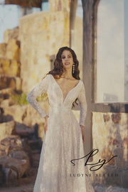 Boho A-Line V Neckline Long Sleeve Wedding Dress