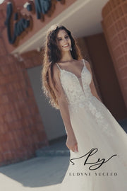 Alluring Spaghetti Strap Intricate Floral Lace Wedding Gown