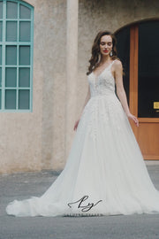 Enchanting V - Neck Tulle Wedding Dress