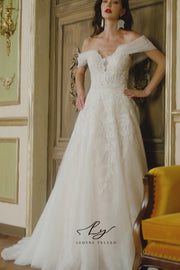 Enchanting Sweetheart Neckline Bridal Gown