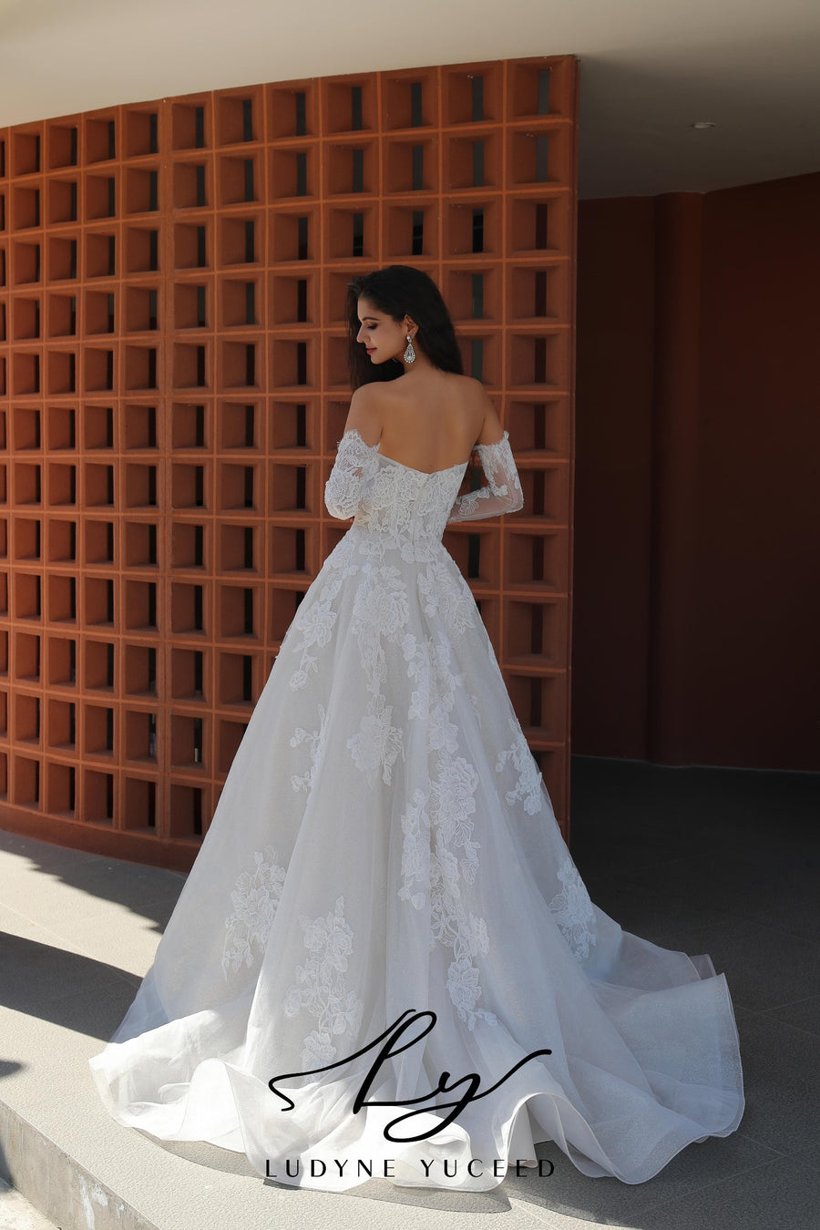 Regal Strapless A-Line Floral Wedding Dress With Luxurious Lace Sleeves