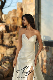 Crepe Pointed Neckline Bridal Gown And Detachable Overskirt