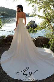 Crepe Pointed Neckline Bridal Gown And Detachable Overskirt