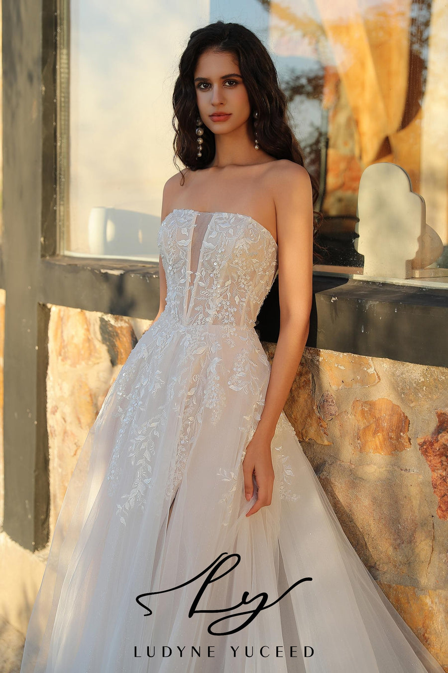 Stylish Plunging V Bridal Gown With Slit