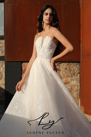 Glamorous Plunging Pointed Neckline A-Line Wedding Dress