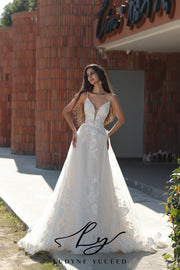 Alluring Spaghetti Strap Intricate Floral Lace Wedding Gown