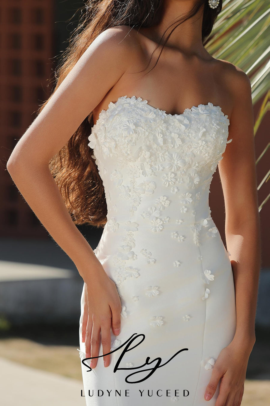 3D Floral And Beads Fit-And-Flare Wedding Dress With Detachable Oversk Ludyne Yuceed 3D Floral And Beads Fit-And-Flare Wedding Dress With Detachable Oversk Ludyne Yuceed