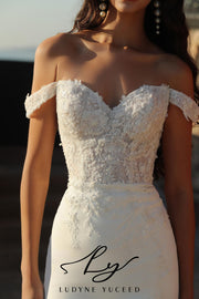 Elegant Off-the-shoulder Sheath Crepe Wedding dress