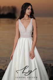 Smooth Satin A-line Bridal Dress In Shiny Pearl