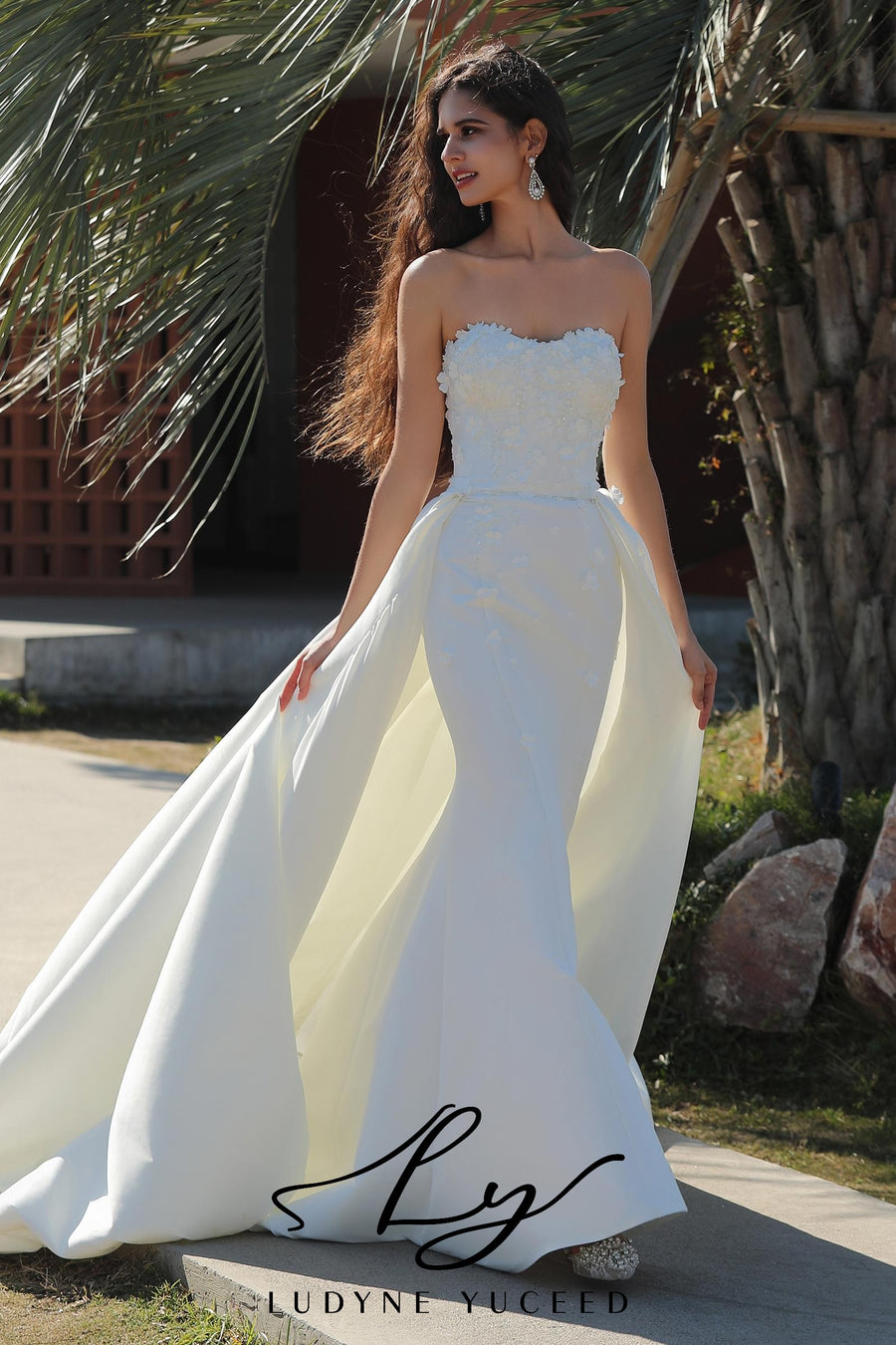 Abito da sposa a-line senza spalline in organza floreale 3D con