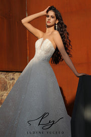 Glamorous Plunging Pointed Neckline A-Line Wedding Dress