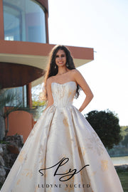 Luxurious Strapless Scoop Neckline Ball Gown In Jacquard Satin