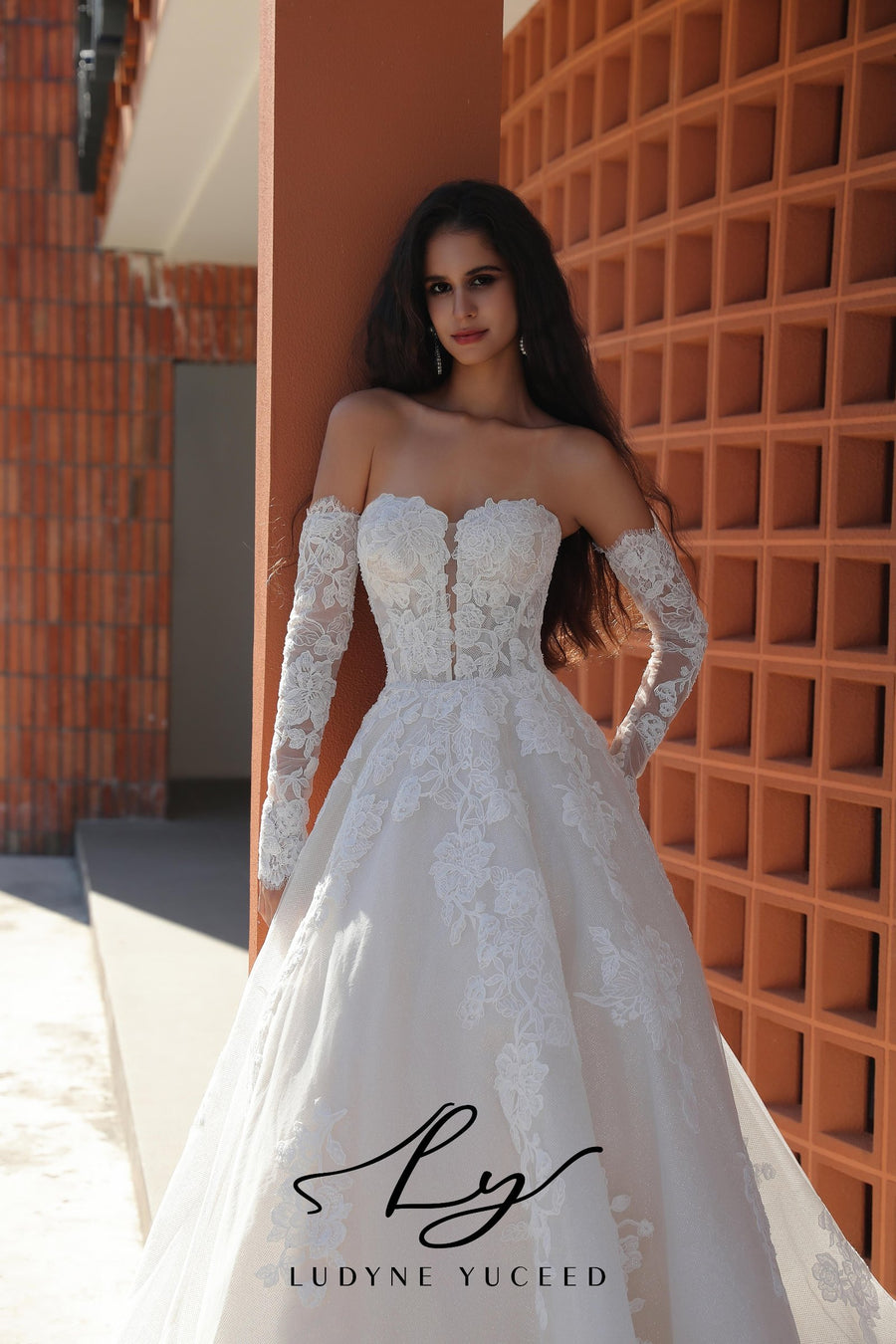 Regal Strapless A-Line Floral Wedding Dress With Luxurious Lace Sleeves