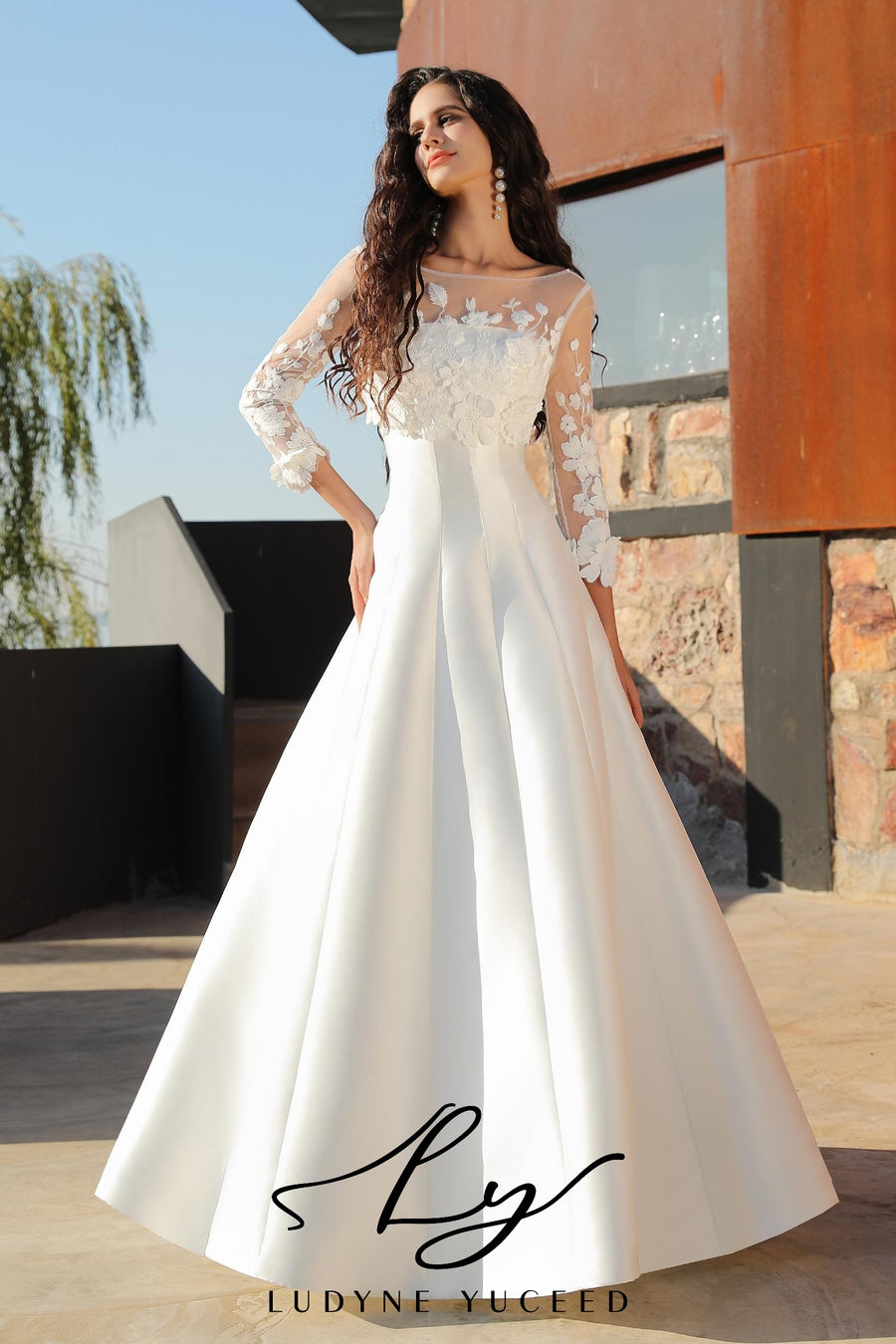 In Stock|Modern A-Line Strapless Detachable Waistcoat Wedding Dress